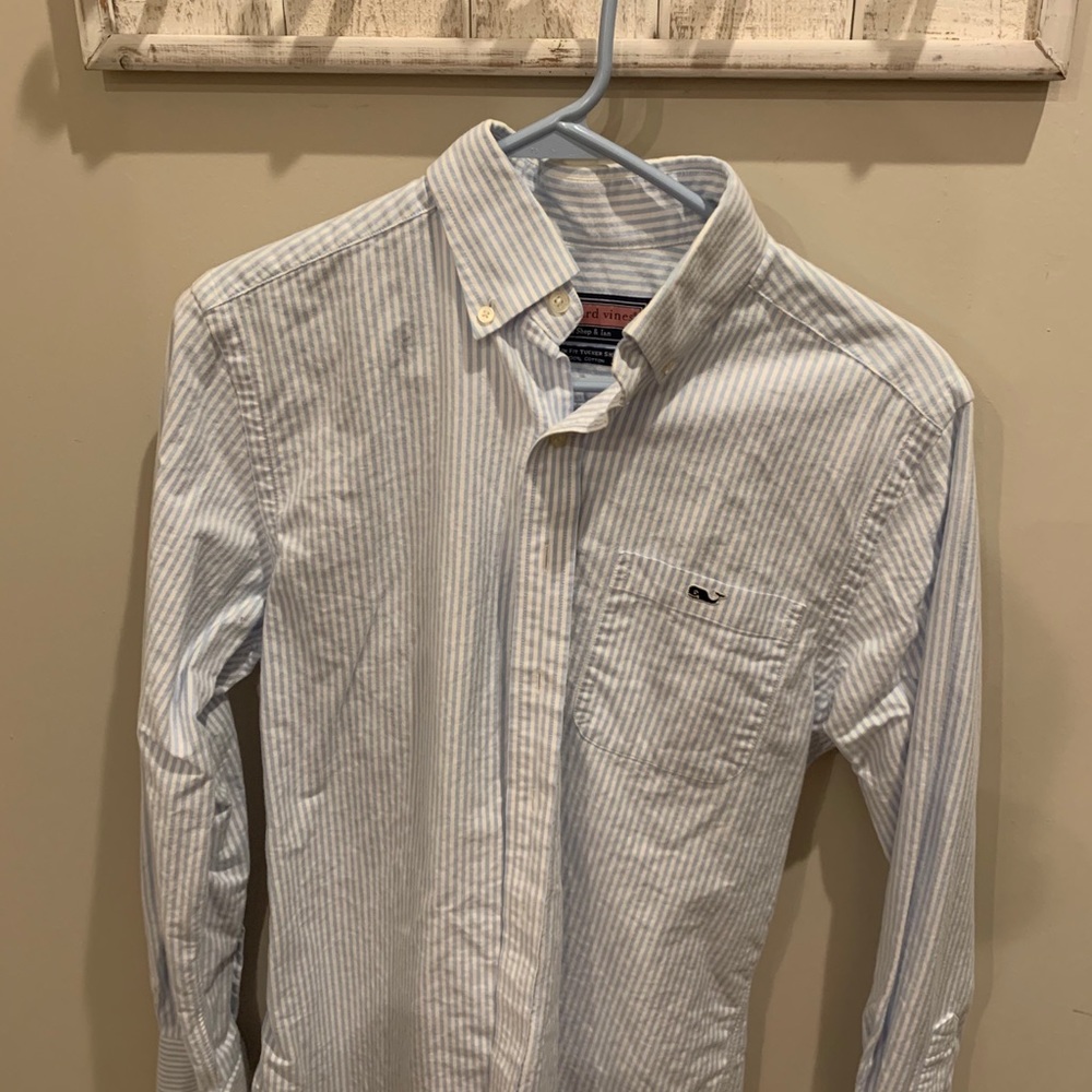 Vineyard Vines Button Up Small - image 2